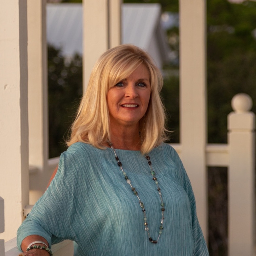 Meet your Posher, Linda